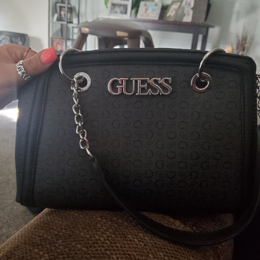 Guess purse